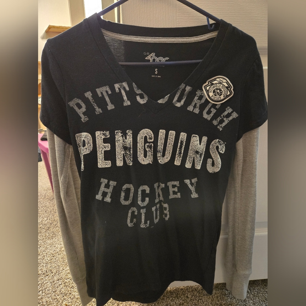 Long-Sleeve Women's Pittsburgh Penguins Shirt with Thermal Sleeves